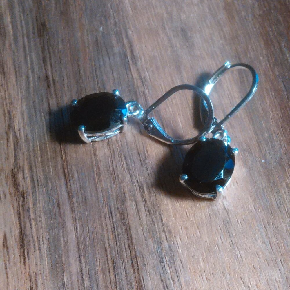 Thai Black Spinel Platinum Bond Dangle Earrings - Picture 6 of 7